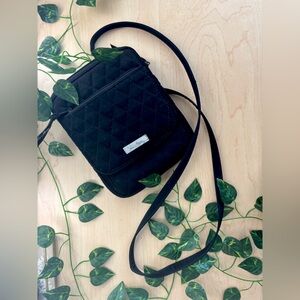 Very Bradley Black Crossbody Bag ✨🍃